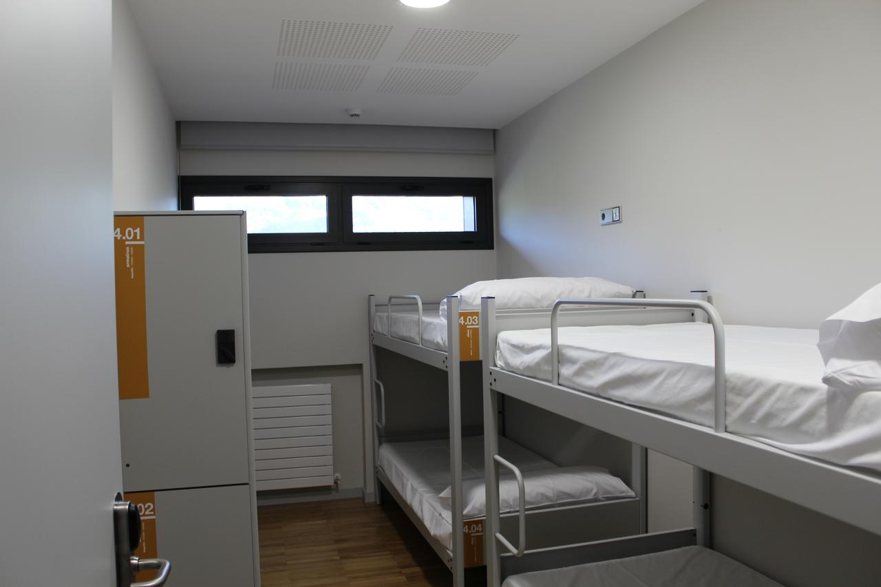 Arantzazu Aterpetxea Hostel Onate Bagian luar foto