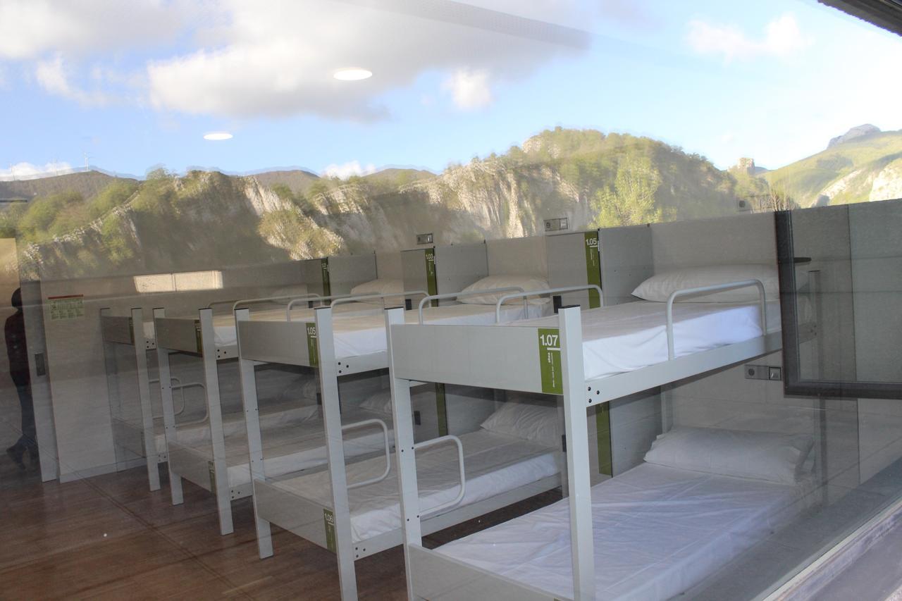 Arantzazu Aterpetxea Hostel Onate Bagian luar foto